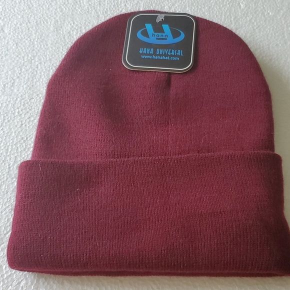Hana Universal Accessories - Knit Skull Cuffed Beanie Hat Wine color NEW
